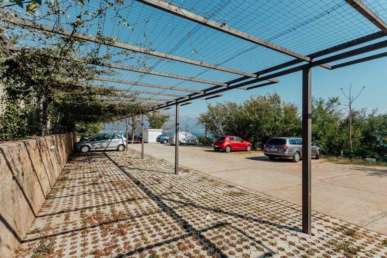 Acacia Hill A3 Apartment Ðenovići Екстериор снимка